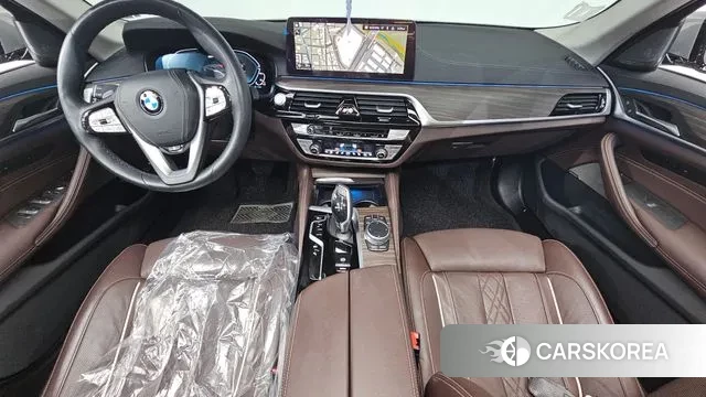 BMW 5 Series (G30) id 3601464 из Кореи 17