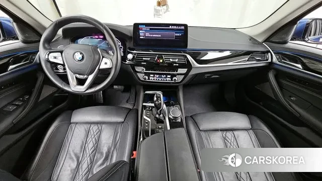 BMW 5 Series (G30) id 3616312 из Кореи 17