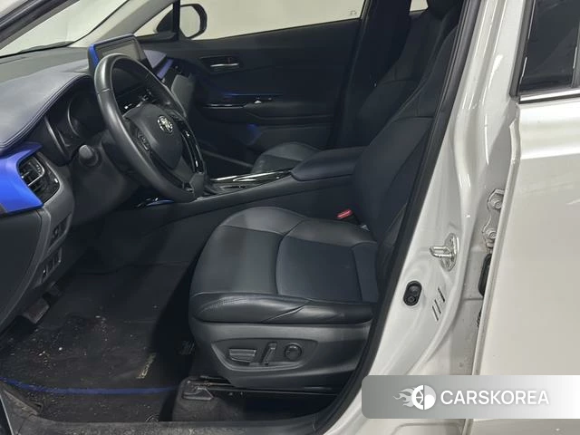 Toyota C-HR id 4277350 из Китая 17