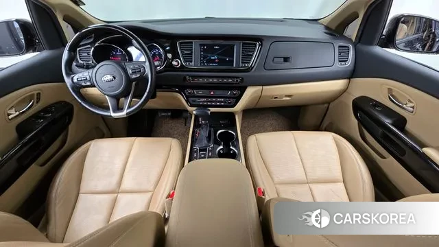 Kia The New Carnival id 3418146 из Кореи 17