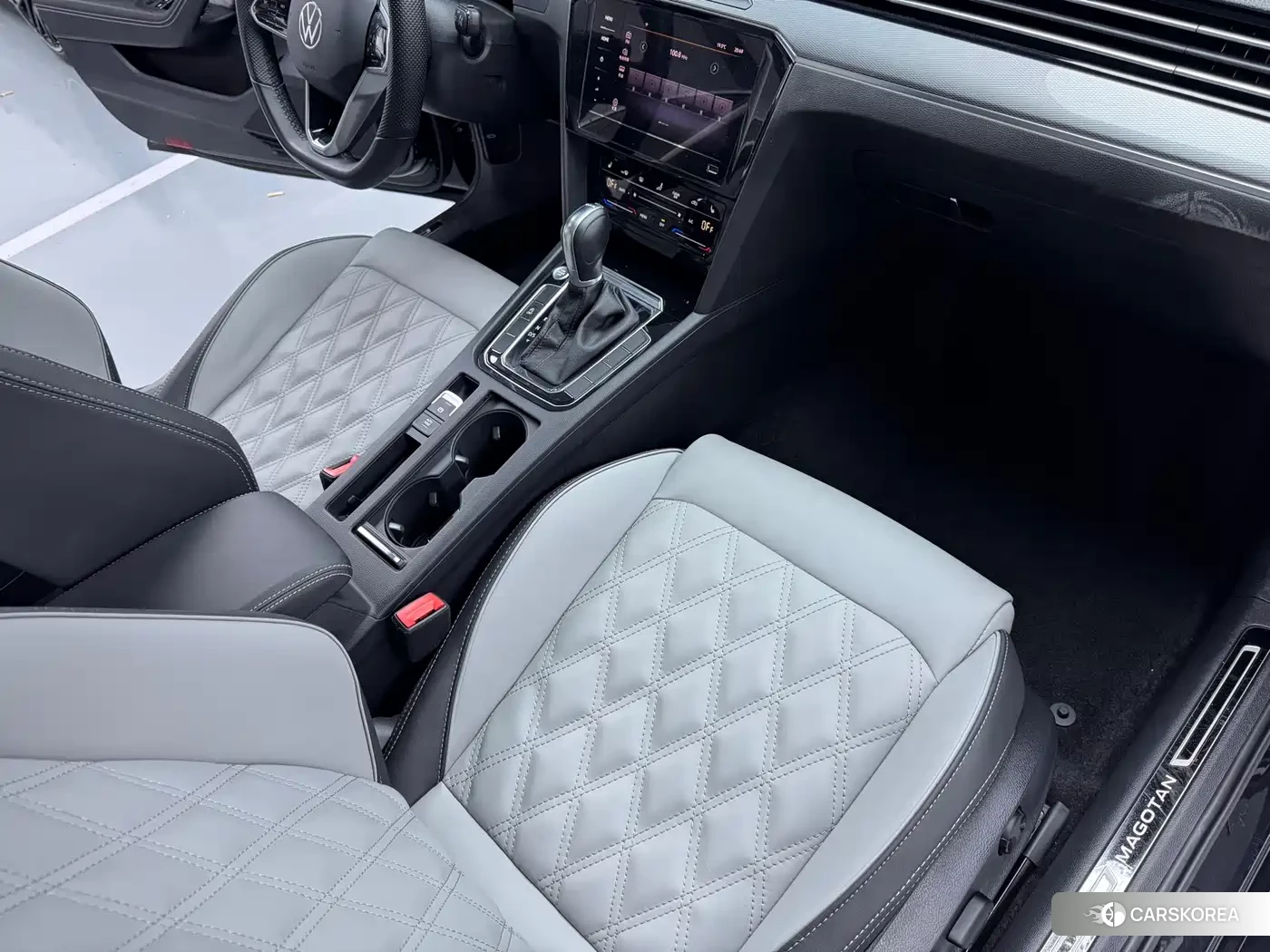 Volkswagen Magotan id 4653751 из Китая 14