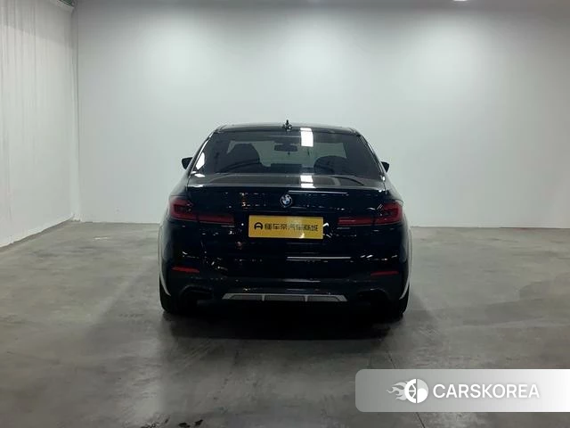 BMW 5 series PHEV id 4212695 из Китая 17
