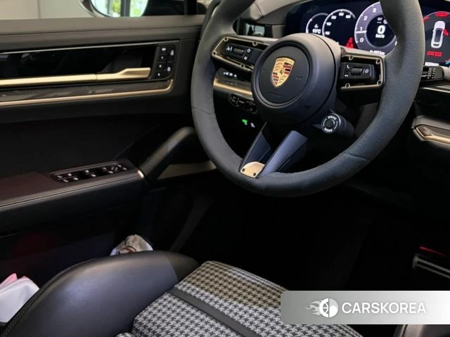 Porsche Cayenne (PO536) id 3933803 из Кореи 12