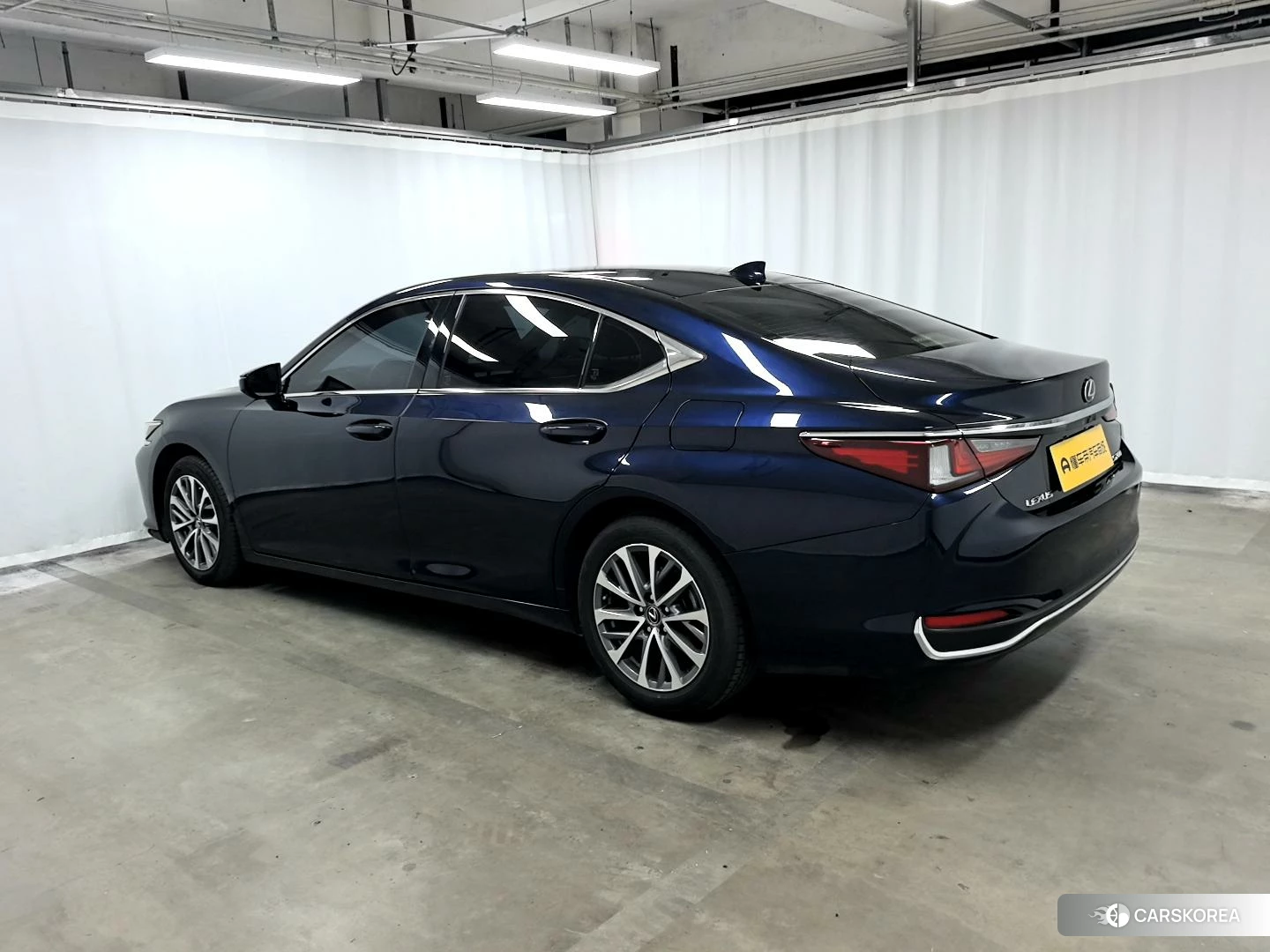Lexus ES id 4468138 из Китая 17
