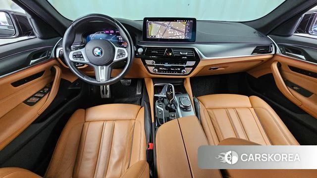BMW 5 Series (G30) id 4624942 из Кореи 29