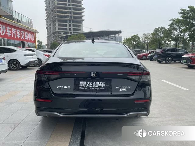 Honda Accord id 4307800 из Китая 7