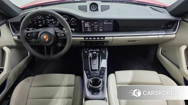 Porsche 911(992) id 4410132 из Кореи 17