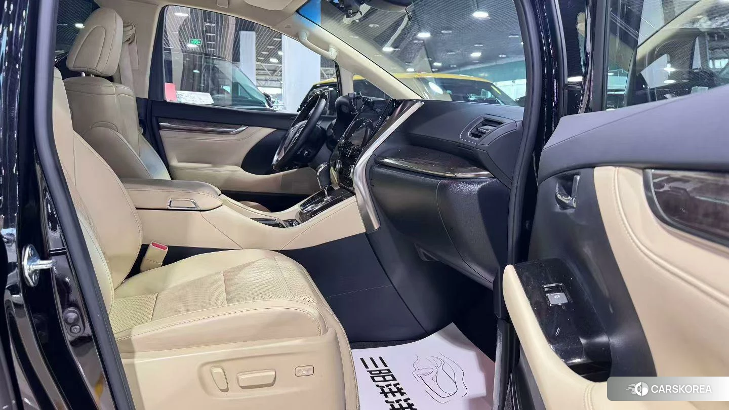 Toyota Elfa id 4512717 из Китая 18