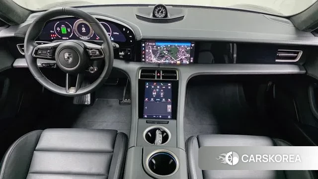 Porsche Taycan id 3471911 из Кореи 17