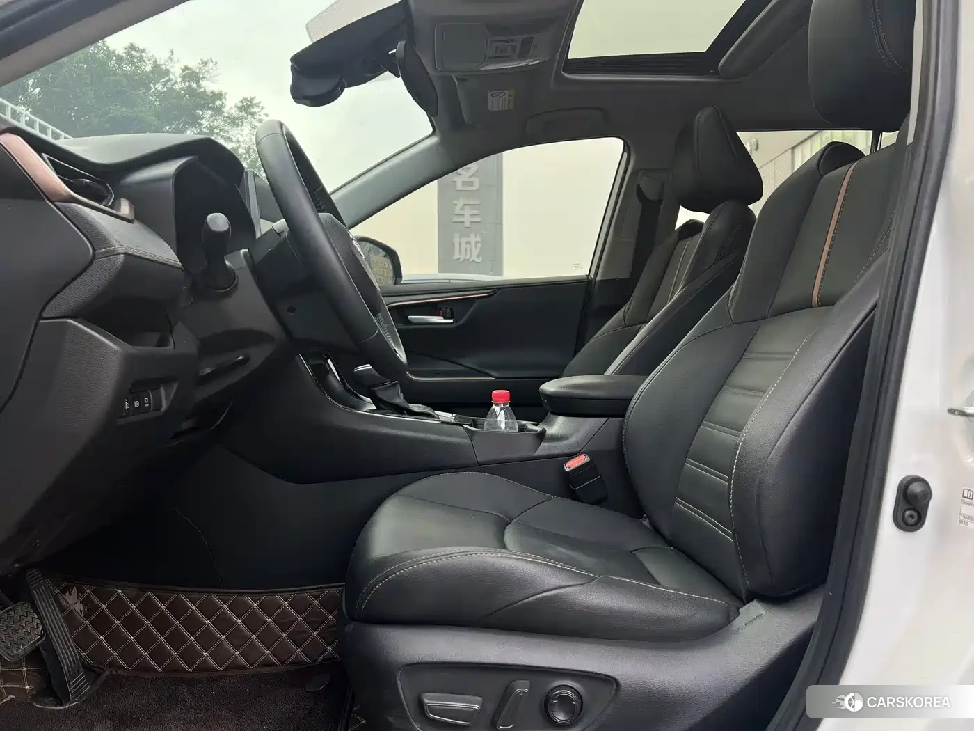 Toyota Wildlander id 4617187 из Китая 17