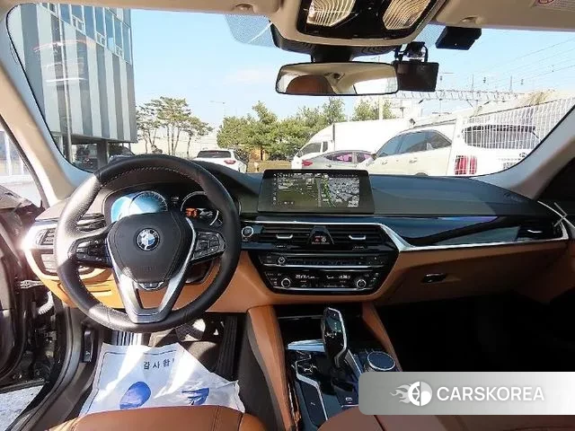 BMW 5 Series (G30) id 3599060 из Кореи 17