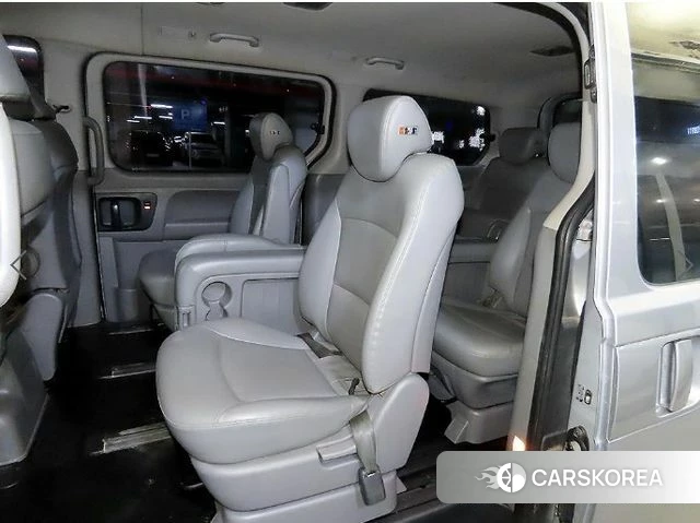Hyundai The New Grand Starex id 4578037 из Кореи 13