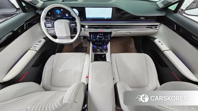 Hyundai Grandeur (GN7) id 3649303 из Кореи 17