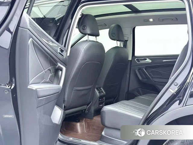 Volkswagen Tiguan L id 4328667 из Китая 7