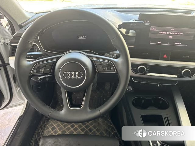Audi A4L id 4359082 из Китая 12