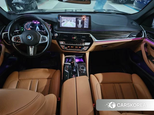 BMW 5 Series (G30) id 3923063 из Кореи 17