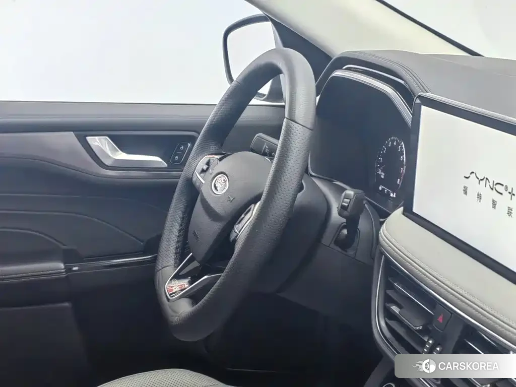 Ford Escape id 4649385 из Китая 21