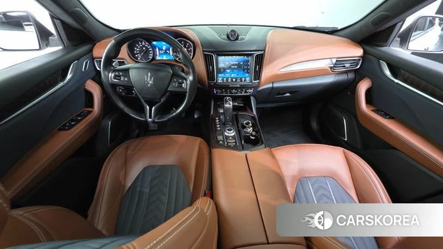 Maserati Levante id 3916366 из Кореи 17