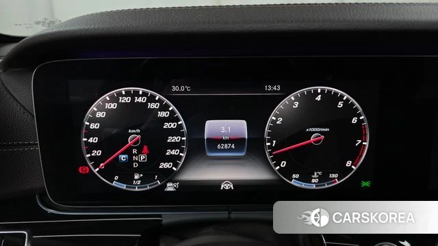 Mercedes-Benz E-Class W213 id 4647390 из Кореи 27
