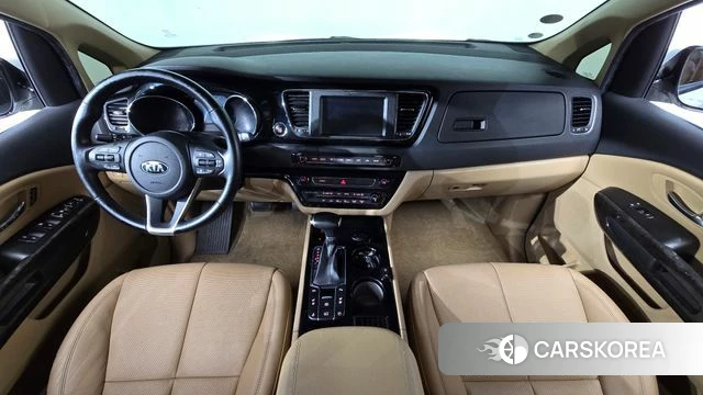 Kia The New Carnival id 4746639 из Кореи 17