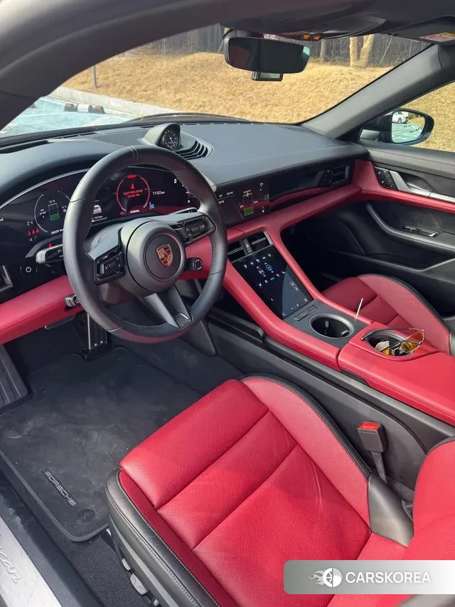 Porsche Taycan id 3644408 из Кореи 7