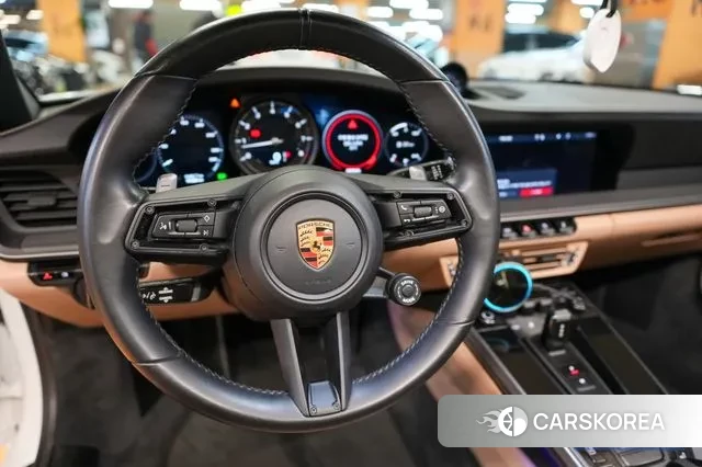 Porsche 911(992) id 3717276 из Кореи 13