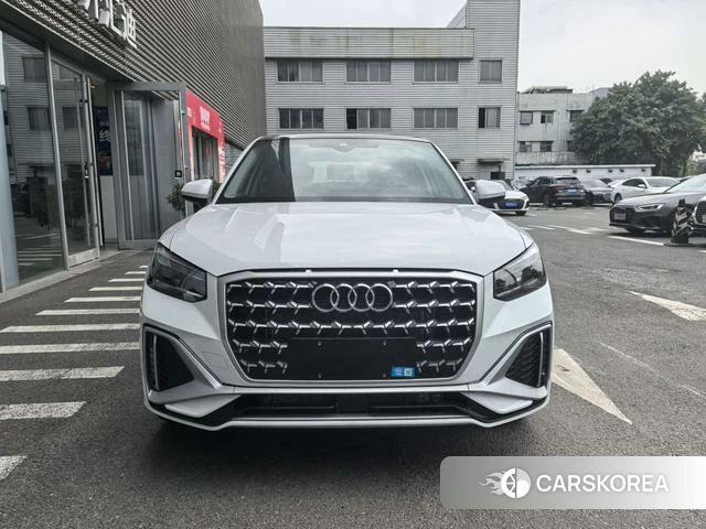 Audi Q2L id 4260150 из Китая 10