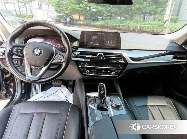 BMW 5 Series (G30) id 4882250 из Кореи 17