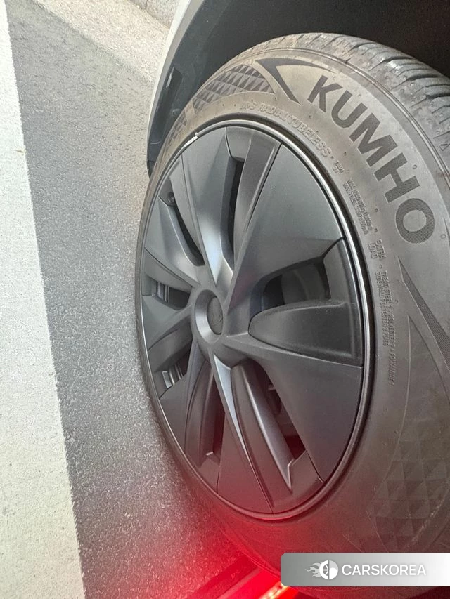Tesla Model Y id 4421668 из Кореи 7