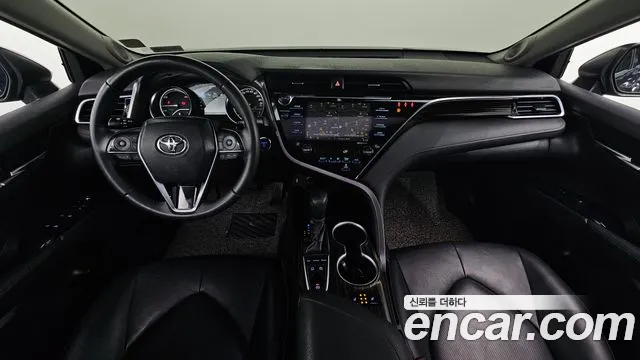 Toyota Camry (XV70) id 2687774 из Кореи 17