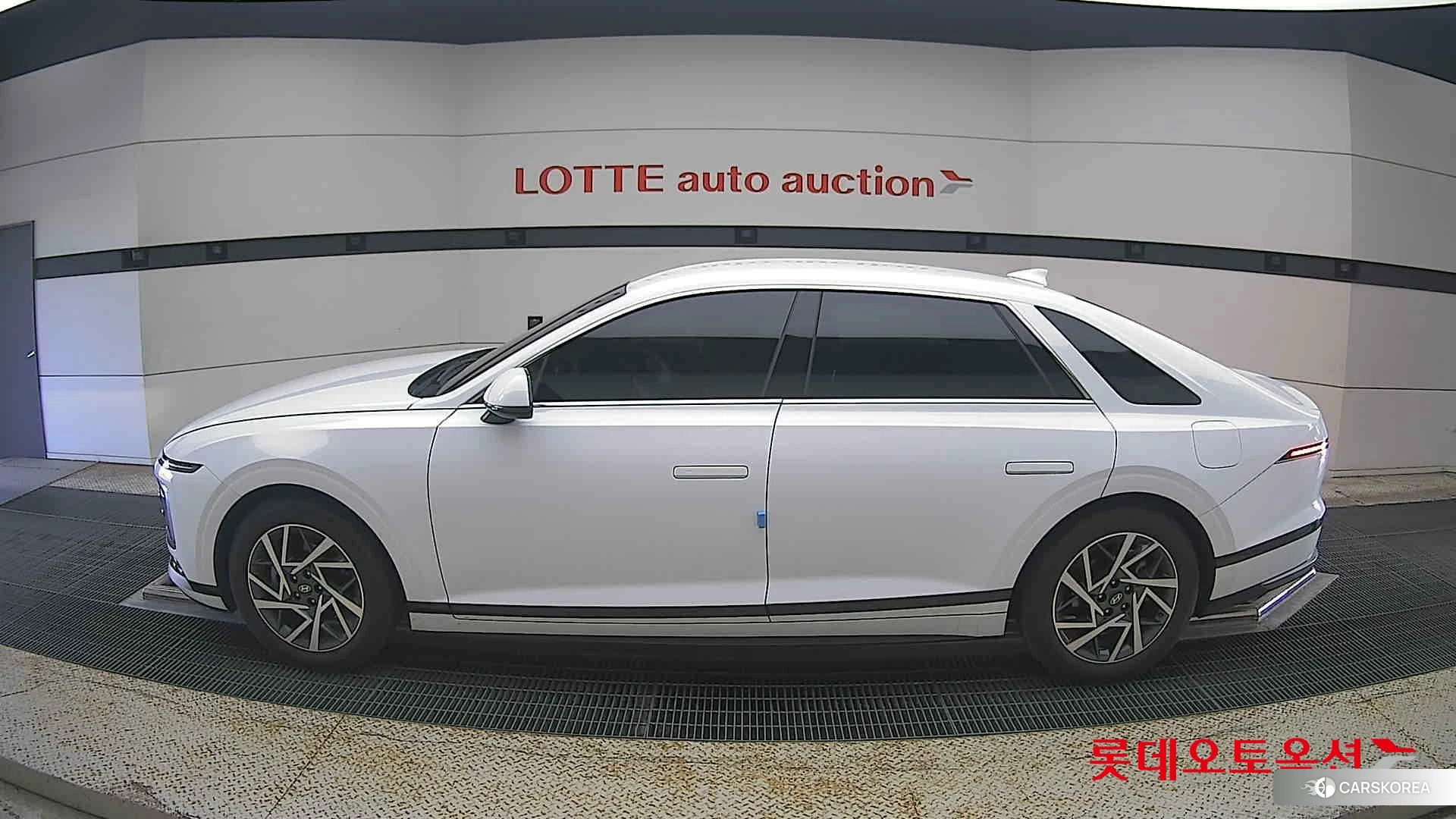 Hyundai Grandeur Hybrid id 4909165 из Кореи 33