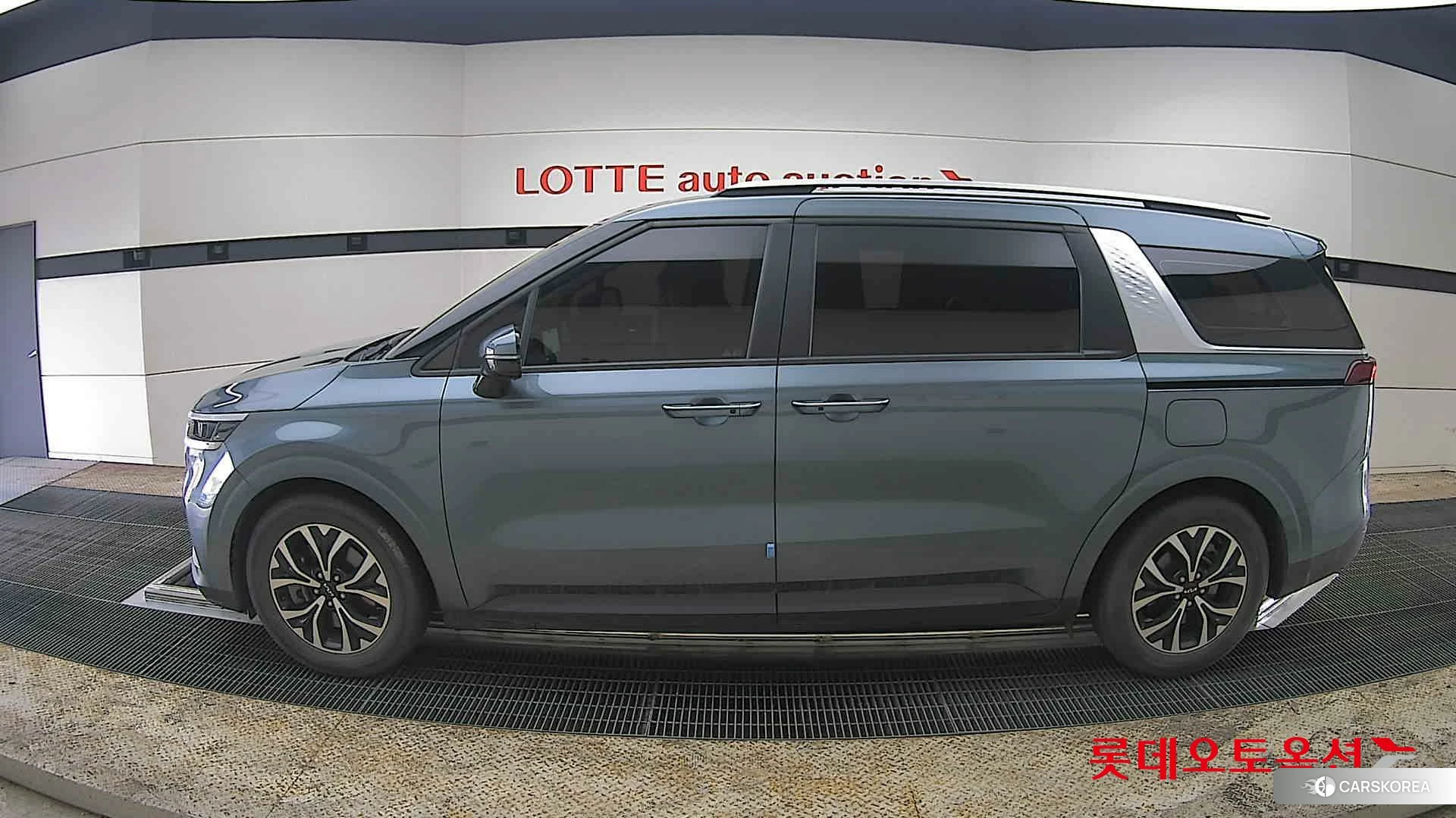 Kia Carnival id 3875846 из Кореи 35