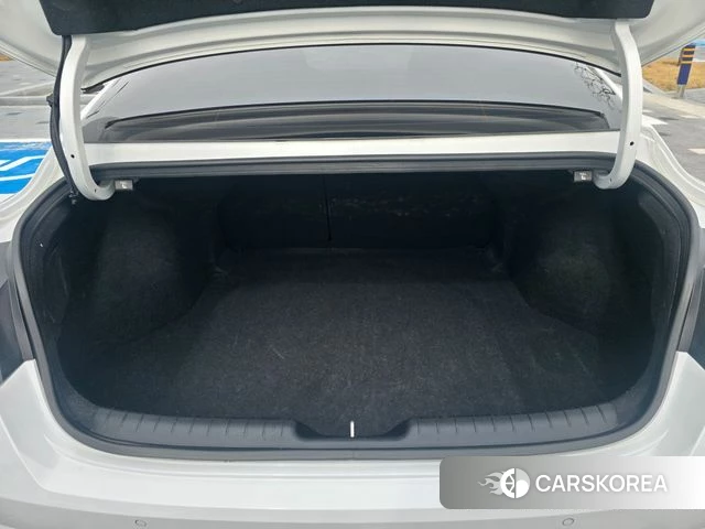 Hyundai Avante (CN7) id 4206586 из Кореи 17