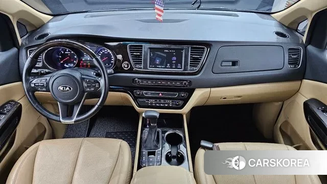 Kia The New Carnival id 2995060 из Кореи 17