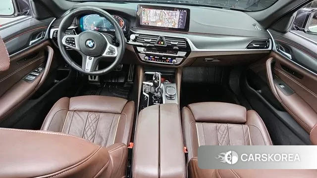 BMW 5 Series (G30) id 3620341 из Кореи 17