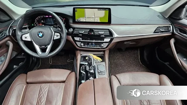 BMW 5 Series (G30) id 3028293 из Кореи 17