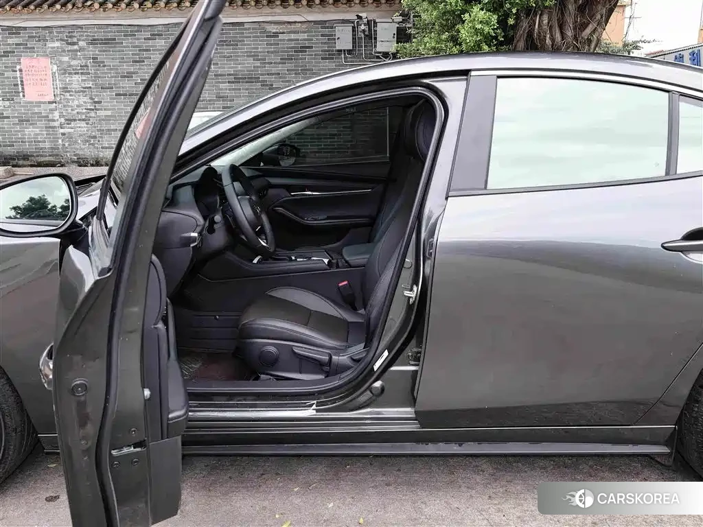 Mazda 3 id 4576813 из Китая 27