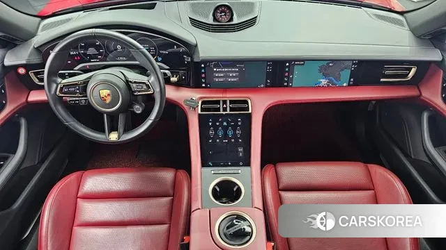 Porsche Taycan id 2931873 из Кореи 17