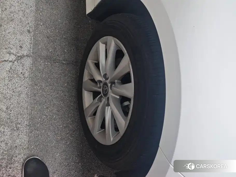 Toyota Corolla id 4629081 из Китая 13