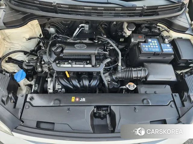 Kia Stonic id 3703793 из Кореи 17