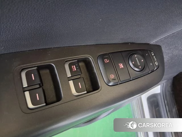 Kia Sportage The Bold id 3916917 из Кореи 13