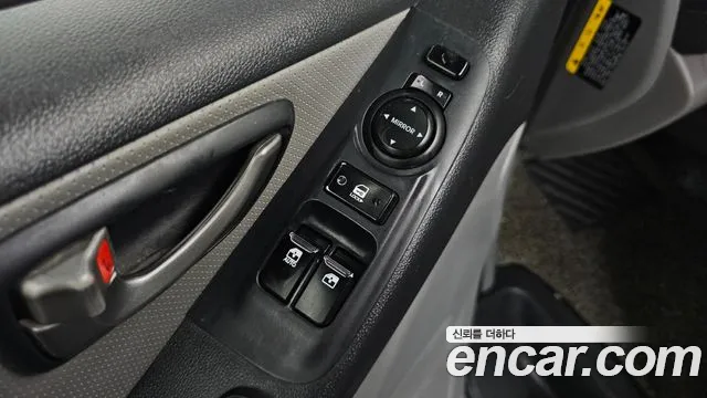 Hyundai The New Grand Starex id 2708242 из Кореи 17