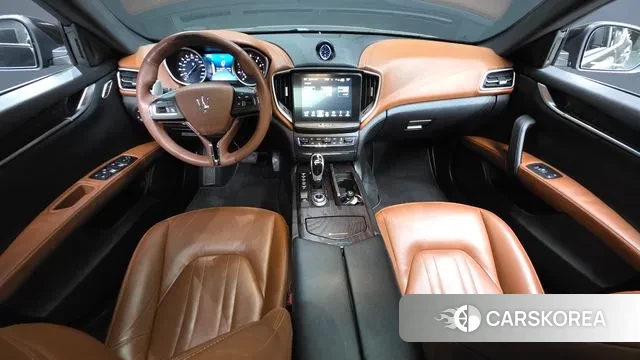 Maserati Ghibli id 3709274 из Кореи 17