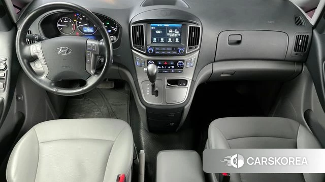 Hyundai The New Grand Starex id 4284379 из Кореи 17