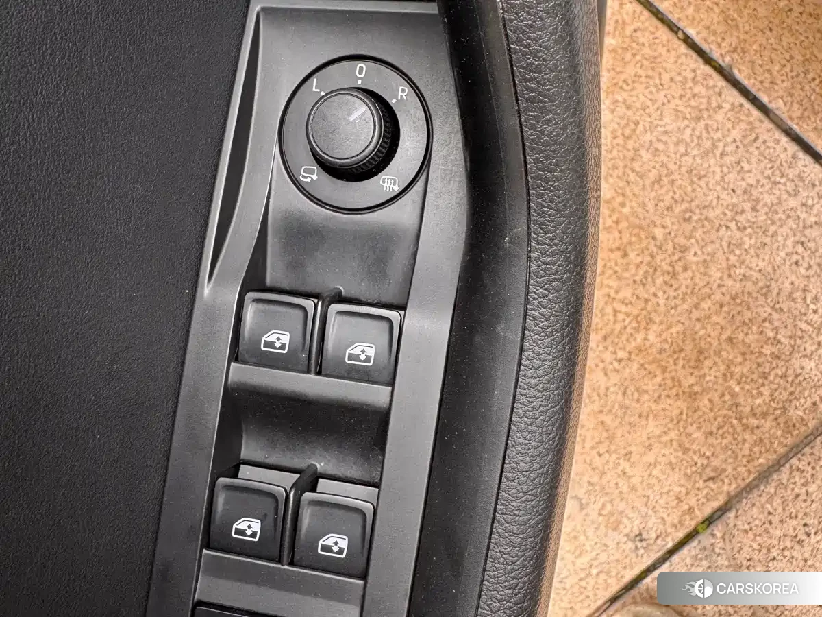 Skoda Superb id 4679710 из Китая 17