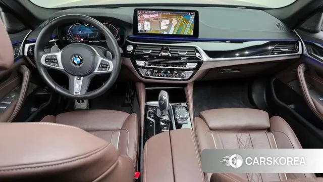 BMW 5 Series (G30) id 3273124 из Кореи 17