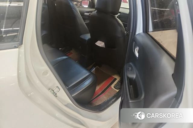 Honda Fit id 4271128 из Китая 14