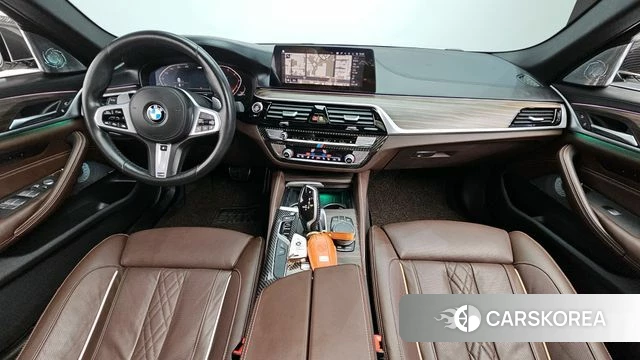 BMW 5 Series (G30) id 4424047 из Кореи 17