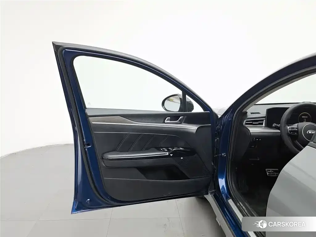 Kia K5 id 4559677 из Китая 21
