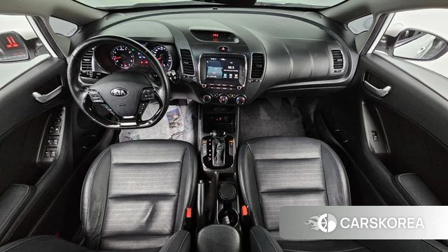 Kia The New K3 id 3955946 из Кореи 17